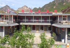 十渡河边农家院